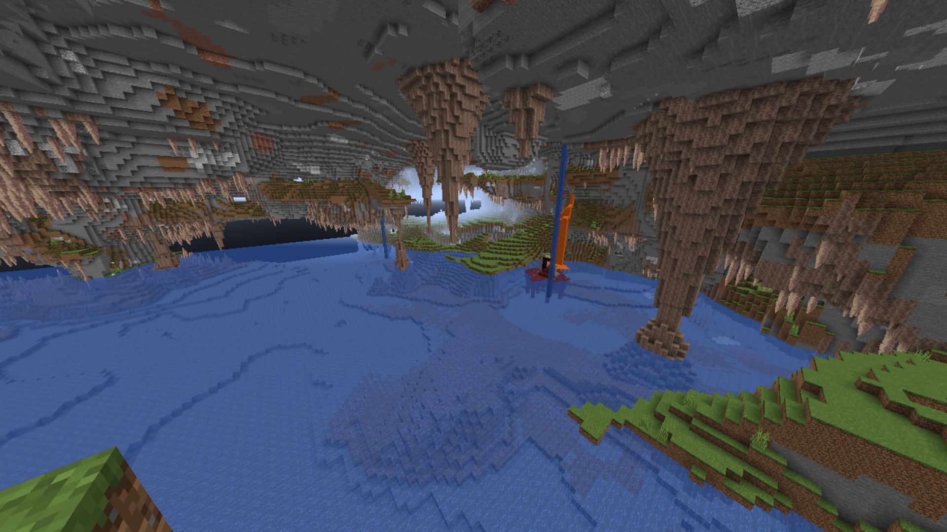 A massive dripstone cave found in a player's game world (Image via u/hardizzel/Reddit)